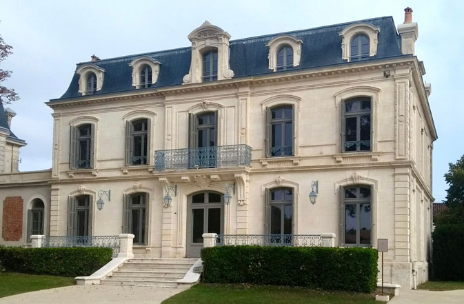 campus de l'esg luxe à Bordeaux